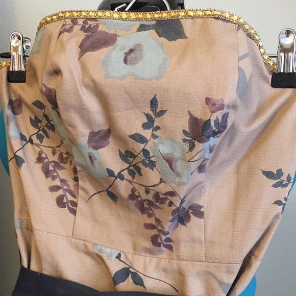 Anthropologie tapestry dress. - Picture 2 of 5